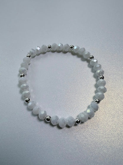Shimmering Snow Bracelet