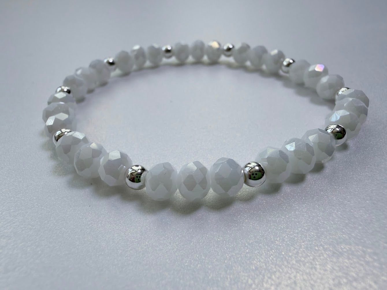 Shimmering Snow Bracelet