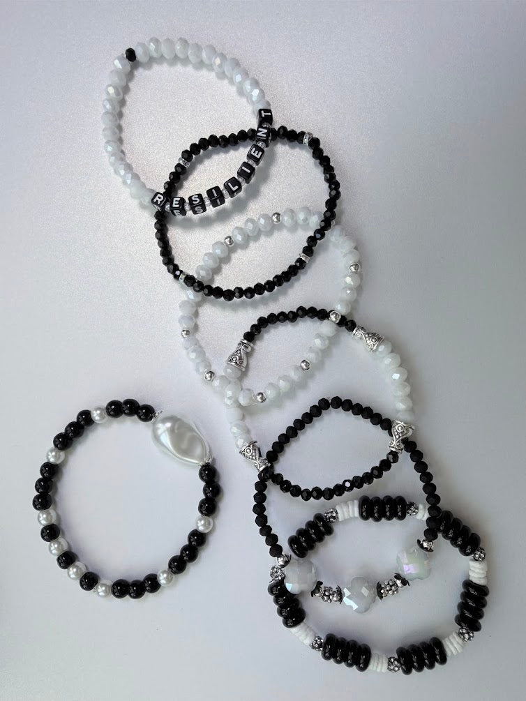 Black & White Baroque Pearl Bracelet